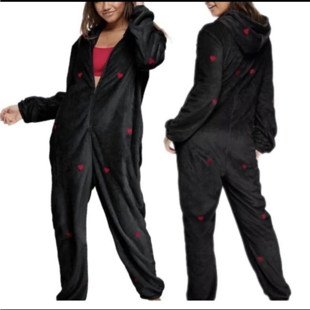 PINK Victora Secret Black Teddy Fleece Heart Embroidered Zip Up Pajama Jumpsuit
